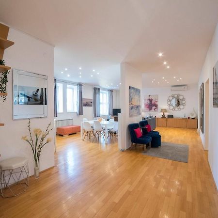 Octogon Apartment Zagreb Bagian luar foto