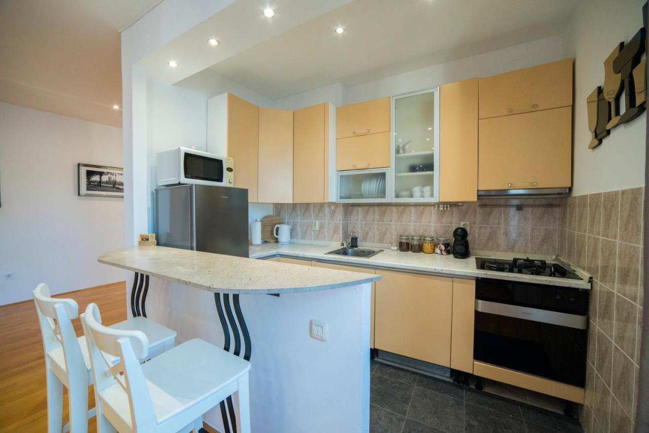 Octogon Apartment Zagreb Bagian luar foto