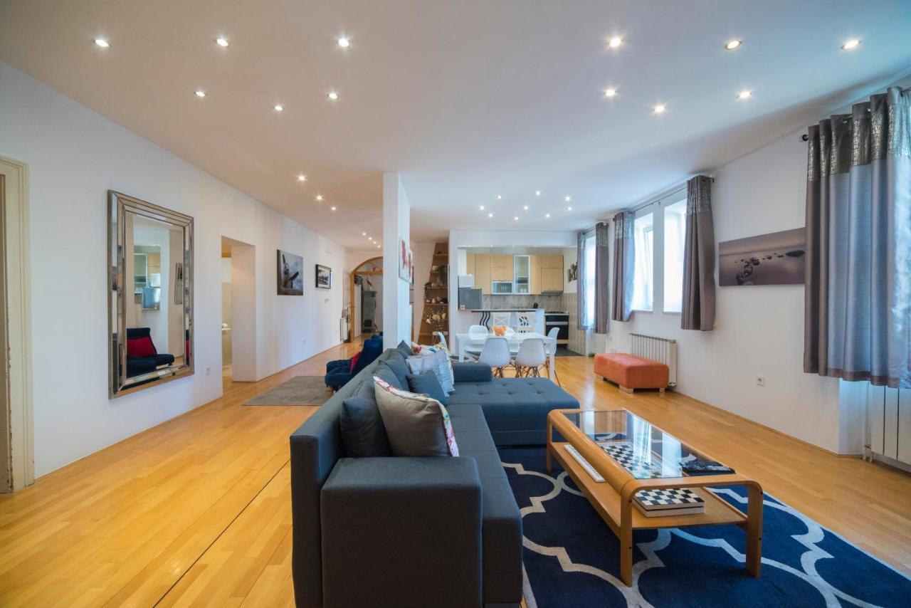 Octogon Apartment Zagreb Bagian luar foto